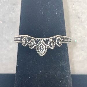 Silver Tone Vintage-Style Chevron Ring